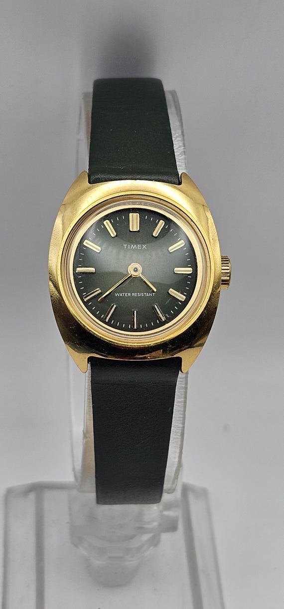 Vintage 1979 Timex Marlin Green Dial Womens Watch, Manual  display picture 2