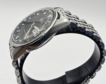 Vintage and Rare Seiko 5 JDM Sportmatic Diashock 21 Jewels