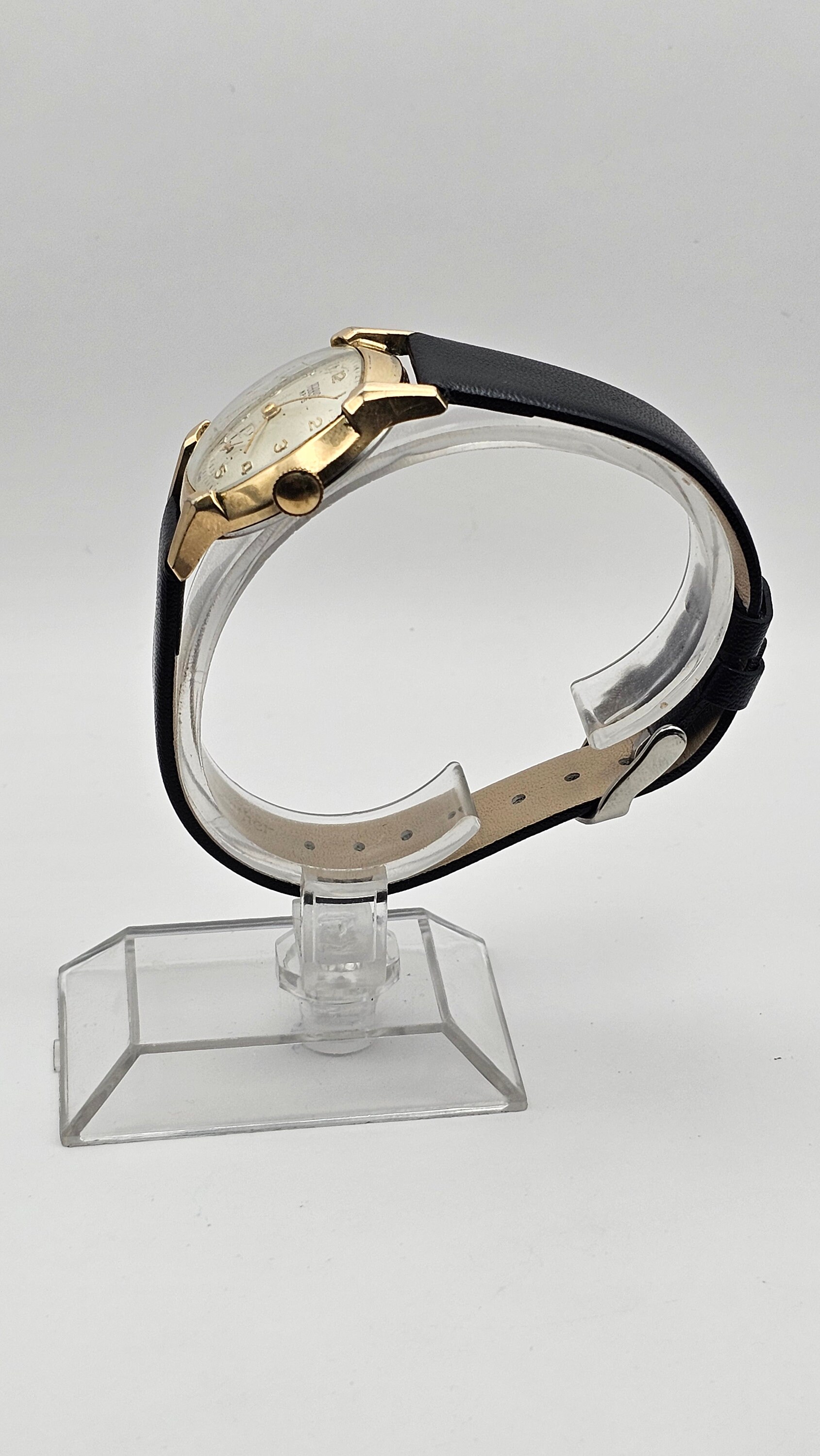 Vintage 1940's PERRYS MPLS 10K Gold Filled Bezel Watch With Subsecond ...