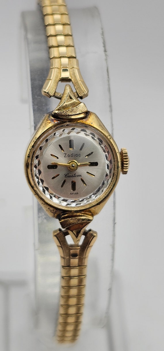 Beautiful Ladies Zodiac Custom 10k RGP Bezel Elegant Watch 17
