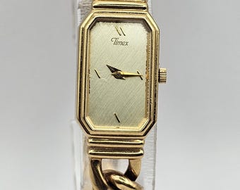 Beautiful Bulova Regatta Classic Women Watch Stainless Steel