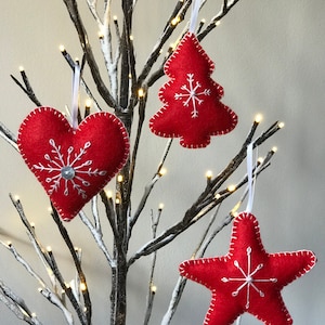 Handmade Set of 3 Scandinavian Style Felt Christmas Decorations Red and white