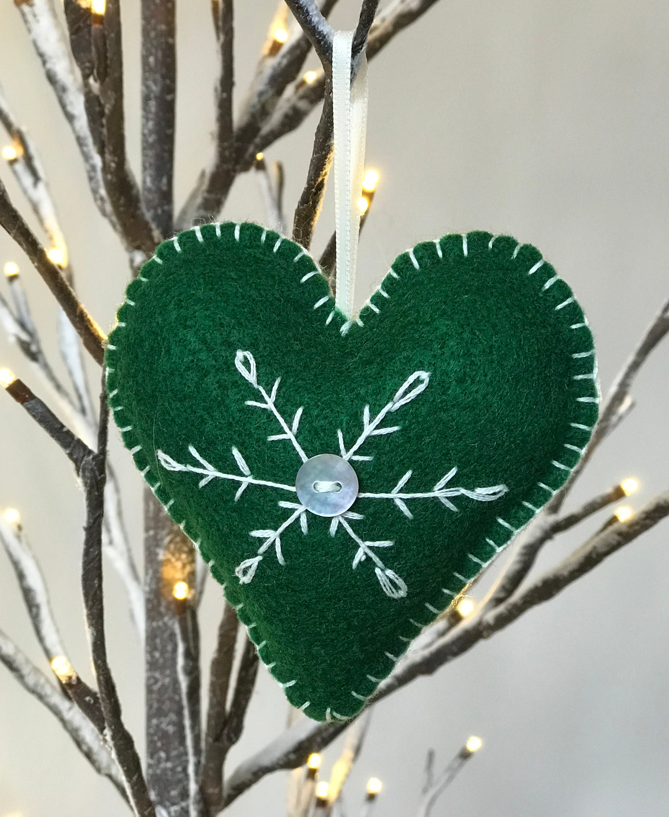 Handmade Felt Embroidered Heart Christmas/valentine Decorations - Etsy