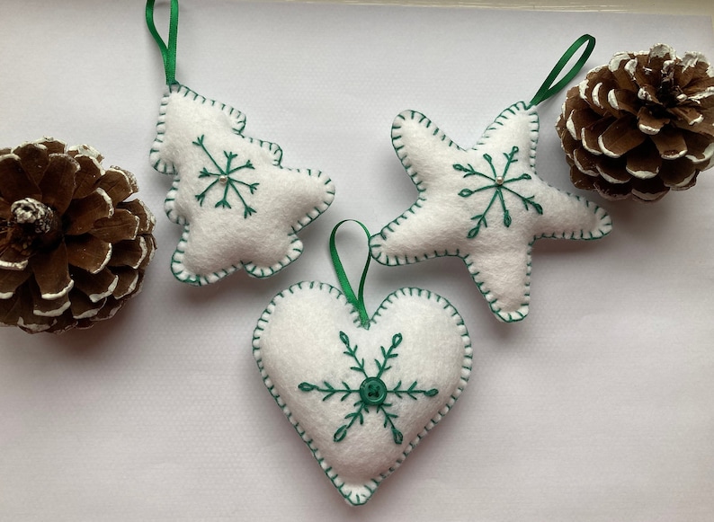 Handmade Set of 3 Scandinavian Style Felt Christmas Decorations White and green