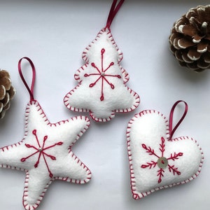 Handmade Set of 3 Scandinavian Style Felt Christmas Decorations White and red