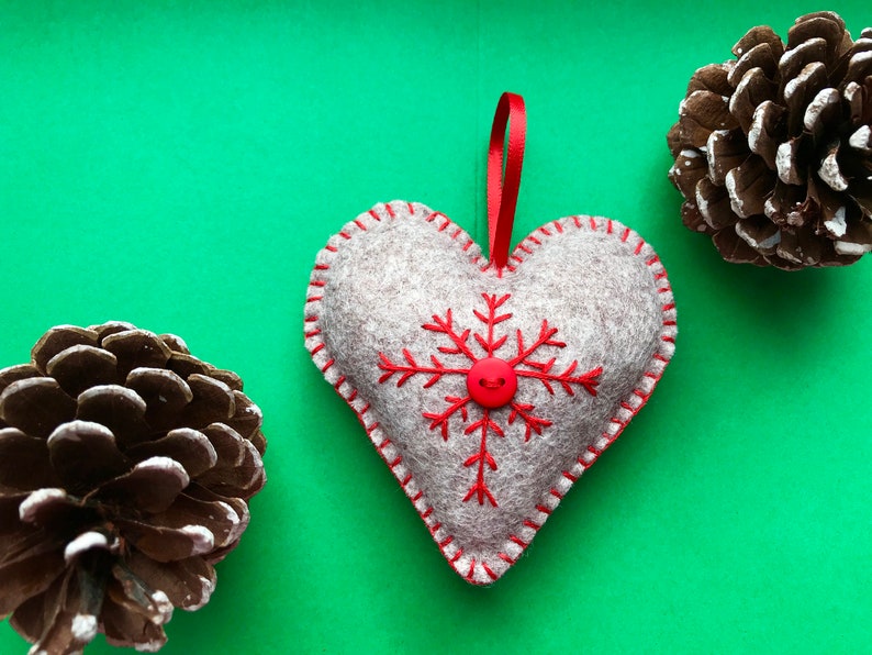 Handmade Felt Embroidered Heart Christmas/valentine Decorations - Etsy