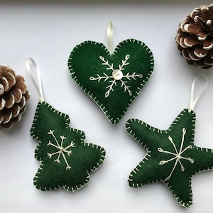 Handmade Set of 3 Scandinavian Style Felt Christmas Decorations Green and cream