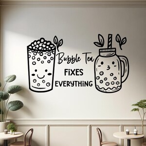Op de afbeelding: Zwart-witte illustratie van twee bubble tea bekers met de tekst "Bubble Tea Fixes Everything".