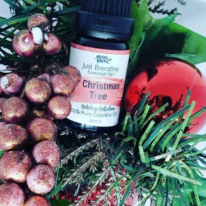 Christmas Essential Oils Set | 100% Pure Essential Oils Blends - Holiday Collection | Christmas Scents | Therapeutic Oils | 10mL O' Christmas Tree