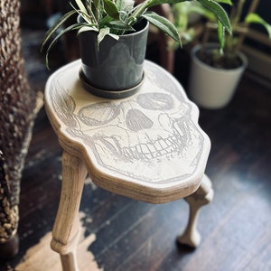 Bone daddy, plant stand, skull, skeleton, bones, plant decor, plant shelf, side table, living room, office, witchy decor, gothic decor, gift