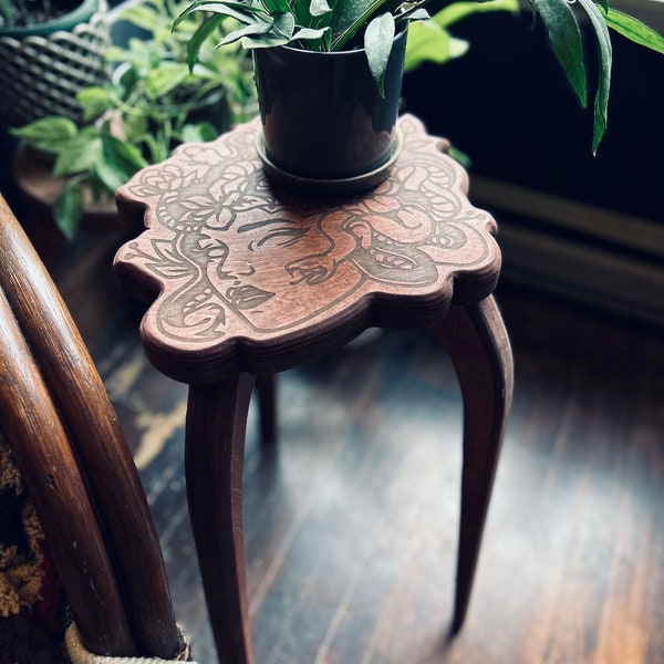 Medusa, plant stand, plant stool, side table, boho decor, garden decor, gift for plant lover, birthday gift for mom, anniversary gift, witch