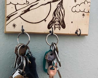 Bat key holder, key hanger, wall key holder, key mount, hanger for keys, bat decor, key mount, gift for bat lover, key ring, wood key hanger