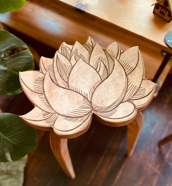 Spetebo Sgabello Portavaso In Teak Massiccio 3 Gambe – Altezza 45 Cm, Diametro 30 Cm – Supporto Per Piante Da Giardino, Naturale