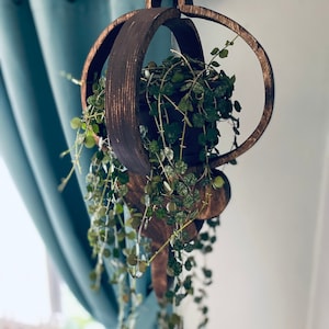 Ornament Aufhänger, Pflanzenampel, Zimmerpflanzenampel, Zimmerpflanzenampel, Zimmerpflanzer, Pflanzenkorb, Holzpflanzenampel, Geburtstagsgeschenke für Mama