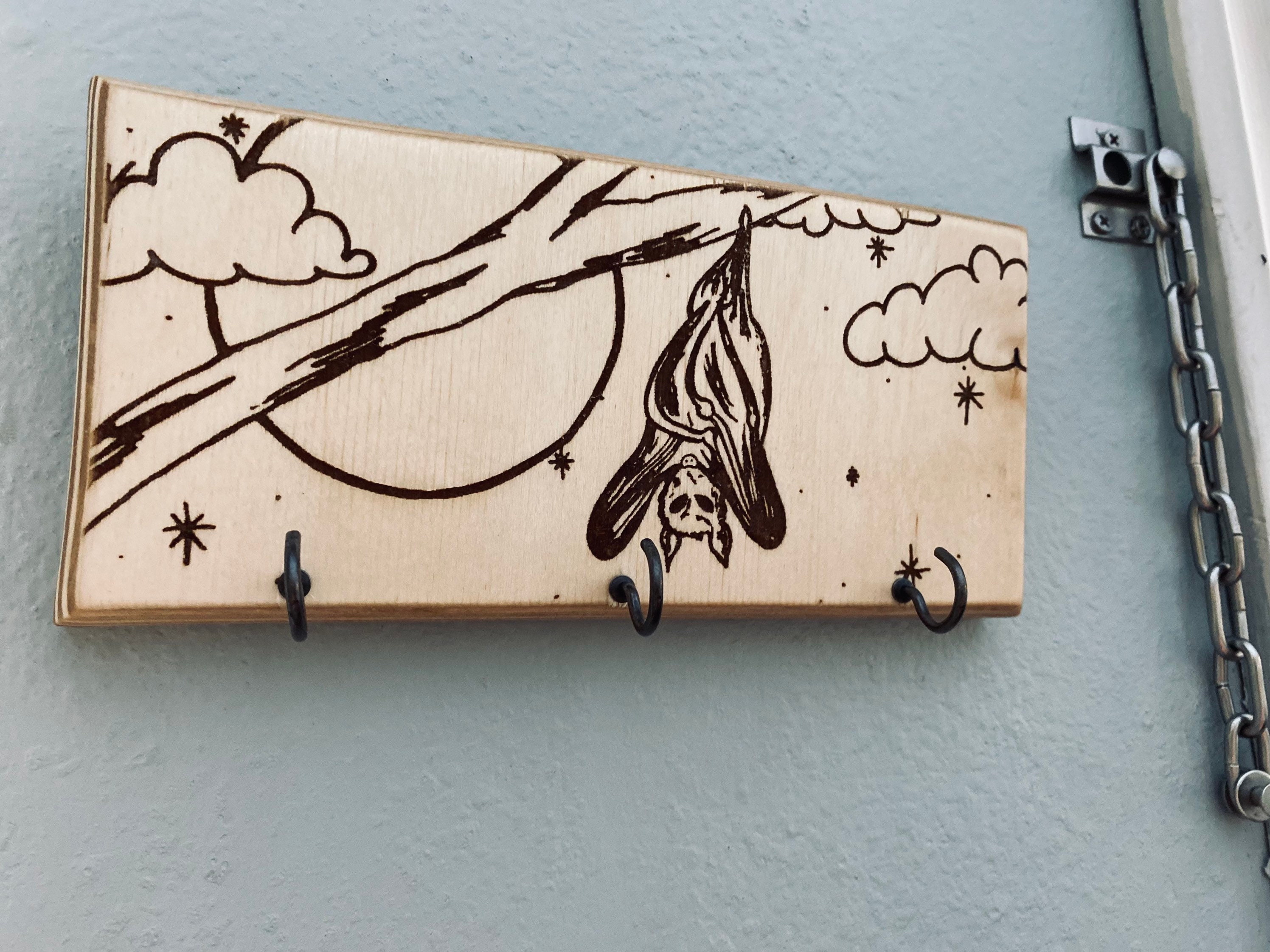 Kaufe PDTO Neue 1pc Fledermaus Wand Schlüssel Aufhänger Flügel