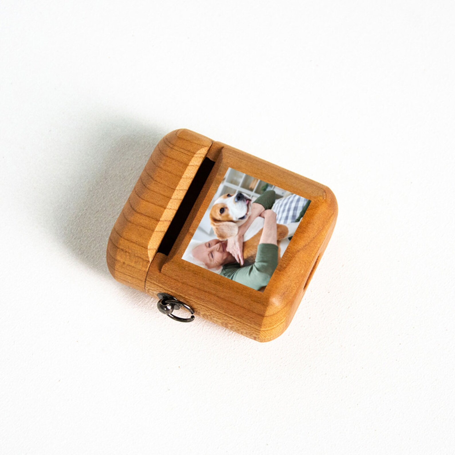 Download Custom Wooden AirPods Case Personalize Airpod Cover Cases ...