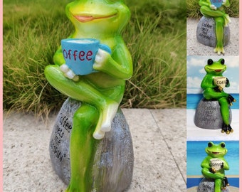 Marry Me Lover Frog Valentine Frog Sculpture Statue JuxYes Green Craft Resin Frog Figurine Decor Animal Collectible Figurines Frog Resin Crafts for Home Desk Garden Patio Lawn Yard