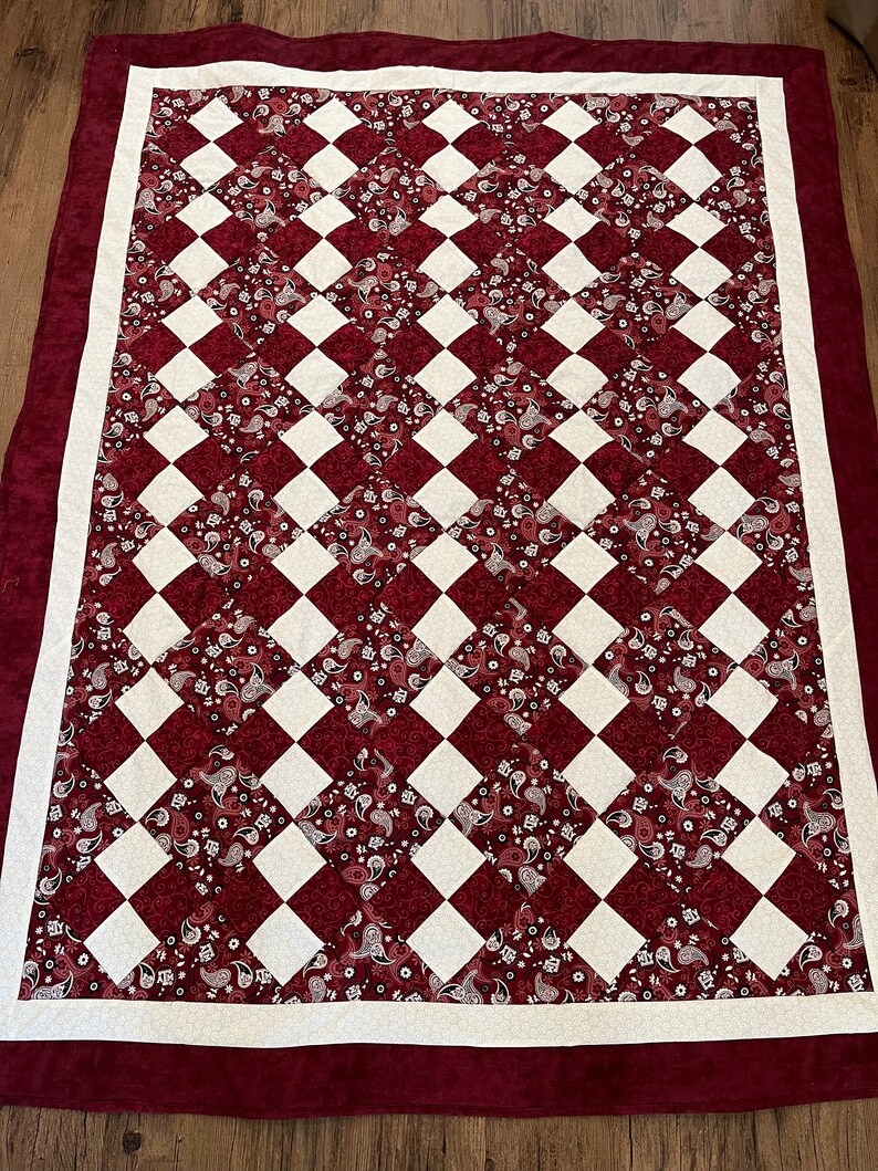This Aggie Paisley Quilt is a Favorite It Features Aggie Paisley Print