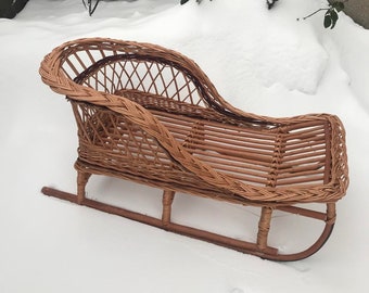 Woven Wicker Sled: Vintage Christmas Decor (40 Inches Long)