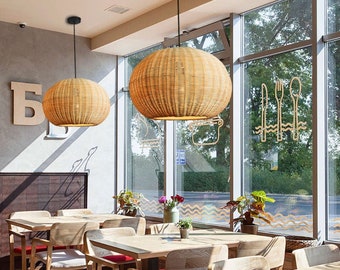 Pantallas colgantes de ratán nórdico hechas a mano para isla de cocina