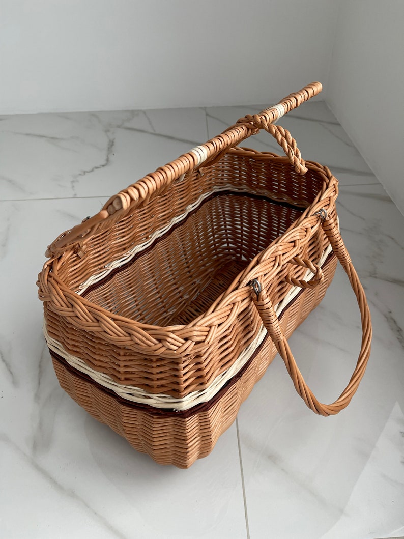 Picnic basket, Picnic Wicker Basket, Wicker Market Shopping, Picnic Basket, Handmade, Three Color Basket with One Top Handle Medium Size image 4