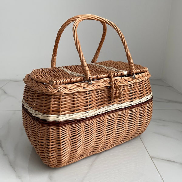 Picnic basket, Picnic Wicker Basket, Wicker Market Shopping, Picnic Basket, Handmade, Three Color Basket with One Top Handle Medium Size