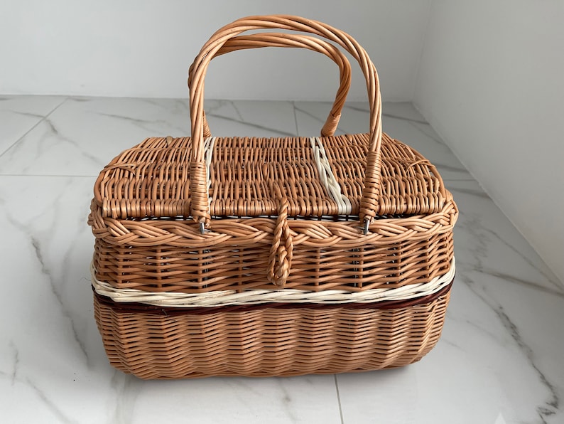 Picnic basket, Picnic Wicker Basket, Wicker Market Shopping, Picnic Basket, Handmade, Three Color Basket with One Top Handle Medium Size image 5