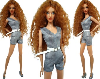 Handgemaakte jumpsuit: kleding voor pop 12 inch, royalty-outfit