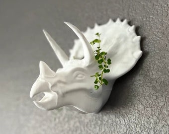 Triceratops head Planter/Wall mounted planter/Handmade Animal Planter/home and living/outdoor and gardening/planters and pots/head planter,