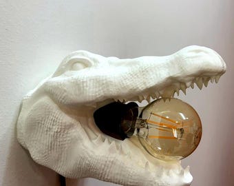 Crocodile Head Wall Lamp with Lamp in Mouth, unique Wall Decoration, Modern Interior animal Decoration