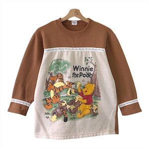 Pick!! Winnie The Pooh Crewneck Sweatshirt Pooh Sweater Pooh Big Logo Printed Crewneck Sweatshirt Size M