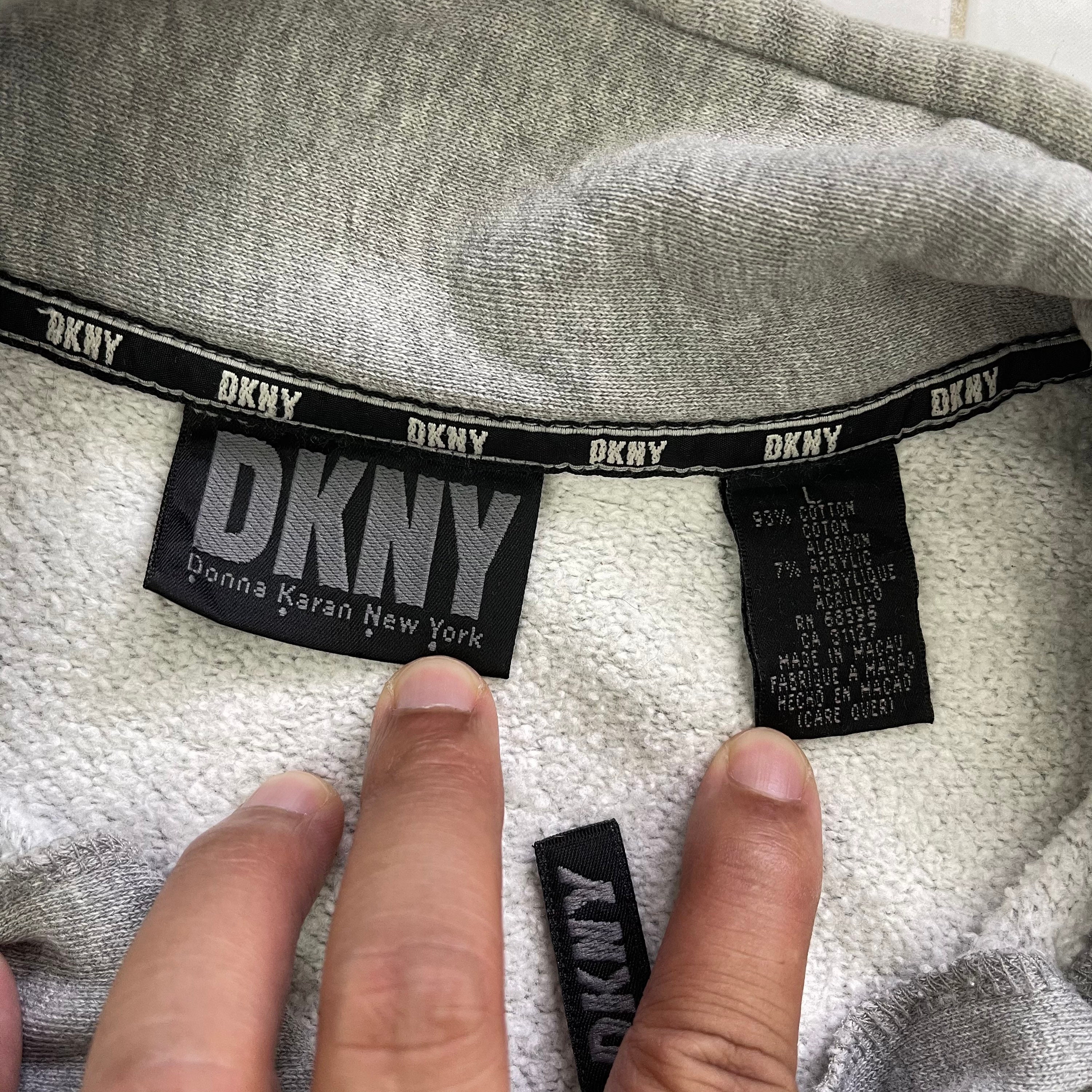 PICK!! 90年代ヴィンテージ DKNY ハーフジップ スウェットシャツ DKNY 