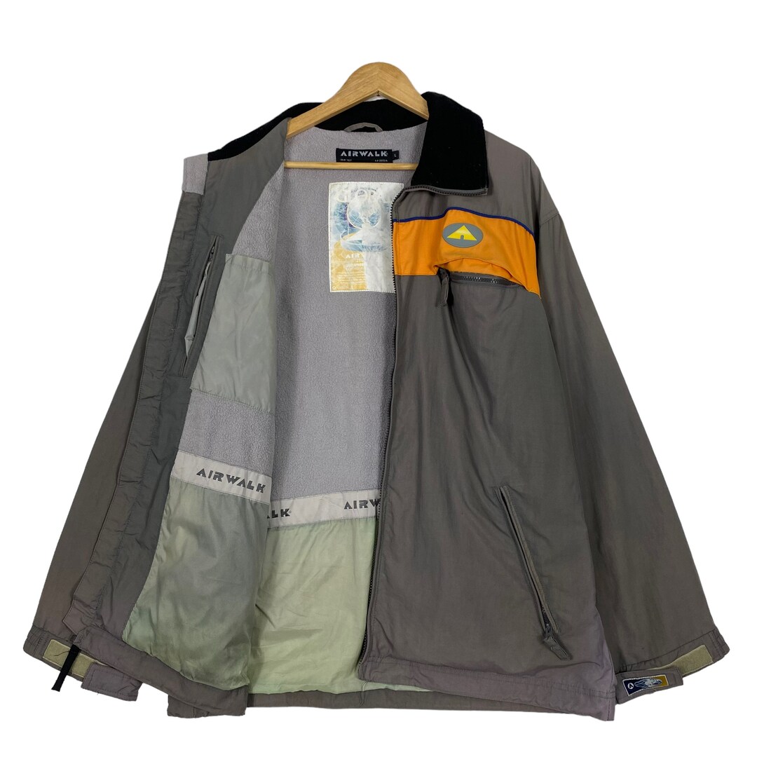 AIRWALK カモフラージュ スノーボードジャケット　ストリート　y2k il_1080xN.5269126158_jvac.jpg