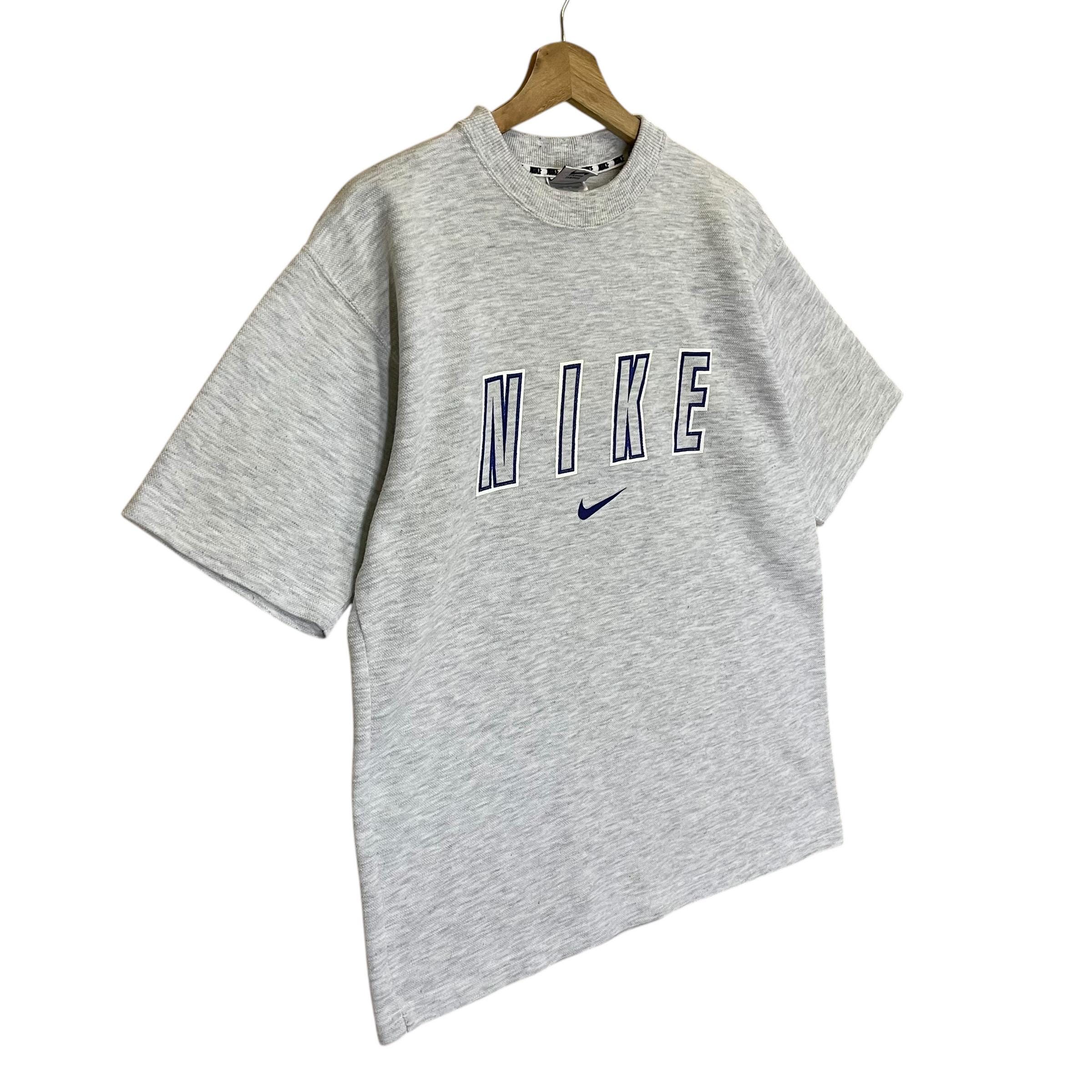 PICK!! Vintage 90s Nike Embroidered Big Logo Shortsleeve Tee Nike
