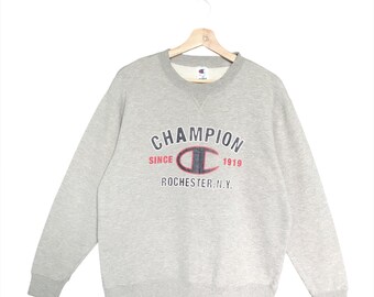 MarkQusemmVtg Pick!! Champion Crewneck Sweatshirt Champion Sweater Champion Big Logo Crewneck Sweatshirt Size M