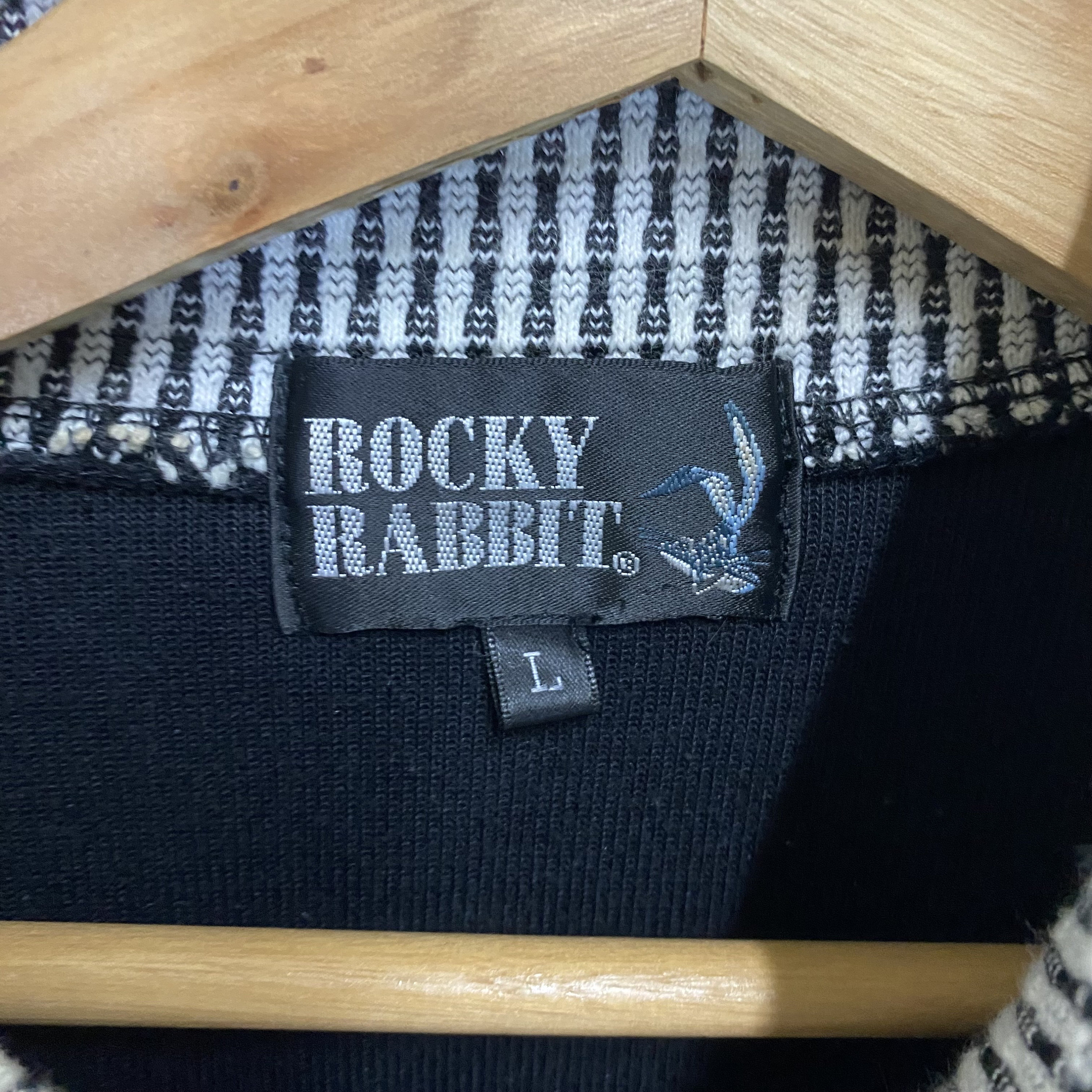 ピックアップ!! ヴィンテージ ロッキーラビット ハーフジップ 