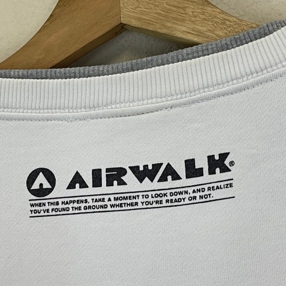 PICK!! Vintage 90’s Airwalk Big Logo Crewneck Swe… - image 8