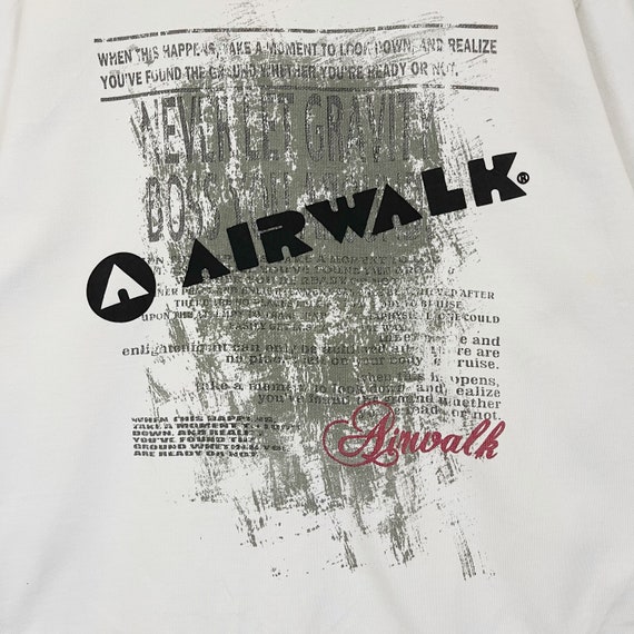 PICK!! Vintage 90’s Airwalk Big Logo Crewneck Swe… - image 5
