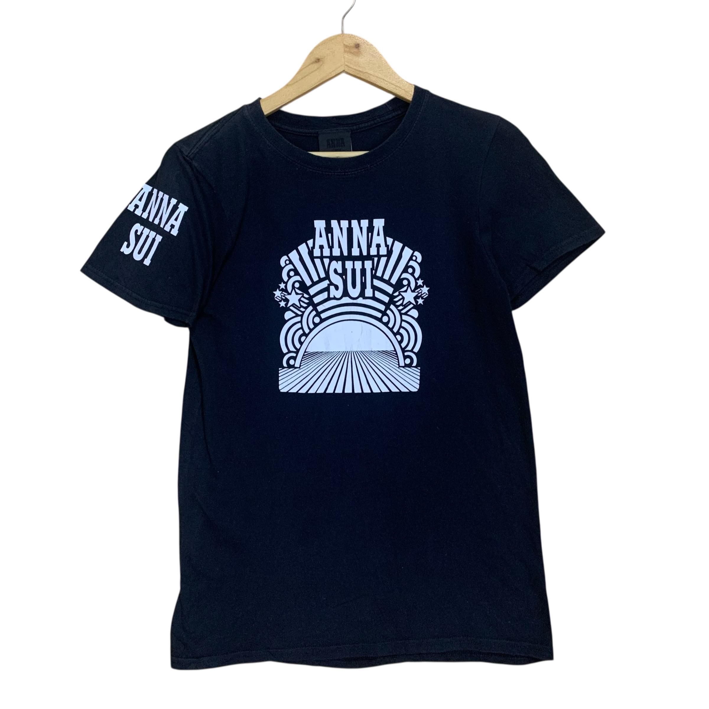 ピックアップ!! アナ スイ ビッグロゴ 半袖Tシャツ アナ スイ 半袖T