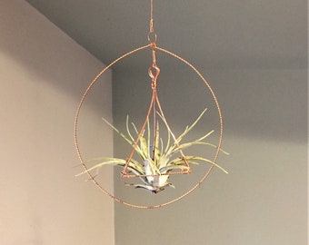 Copper Wire Air Plant Hanger - Tillandsia Plant Holder - Recycled Copper Prism - Rustic Plant Decor & Accessories - Unique Gift for Gardener