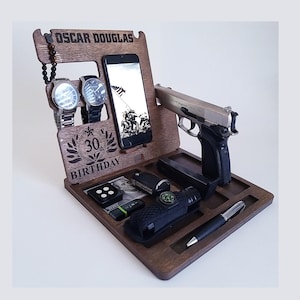 Personalized Docking Station for Men, Gift for Men, Wooden Docking Station, Gift for Him, Personalized Gift, Dad Bithday Gift for Husband
