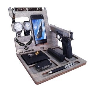 Personalized Air Force Docking Station - Military Gift for Husband or Boyfriend - Christmas, Birthday, or Promotion Gift for Airman