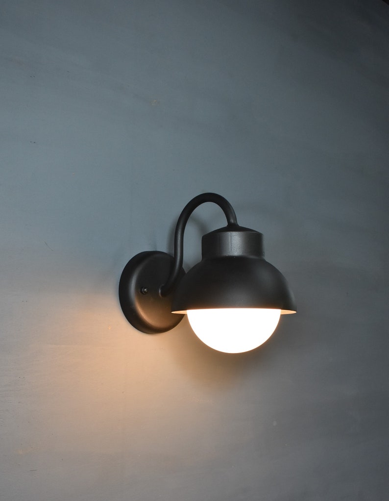 Wandlamp voor buiten, wandkandelaar in moderne stijl uit het midden van de eeuw, wandlamp buiten, wandlamp glazen bol, kaptafellamp, wandlamp veranda afbeelding 1