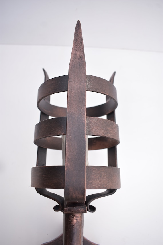 ANCIENNE APPLIQUE TORCHÈRE Flamfeau Fer forgé chateau Torche medieval