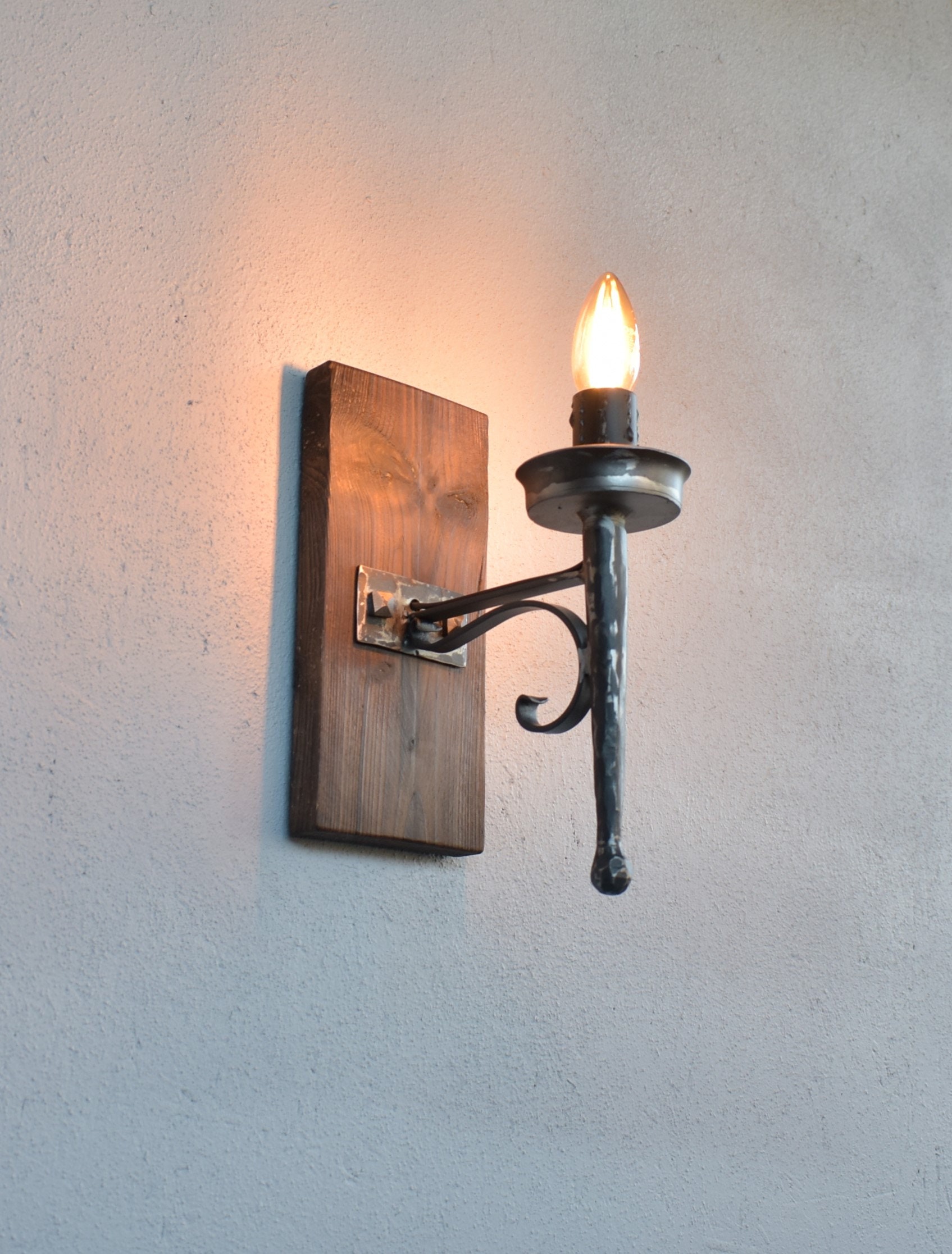 Lampada da parete avvitata medievale per 1 candela ⚔️ Negozio Medievale