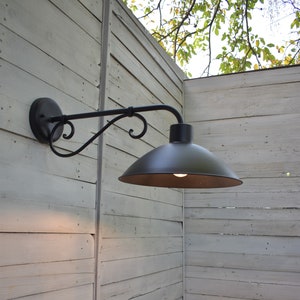 Barn Outdoor Wall Lamp,Farmhouse Forged Wall Lamp