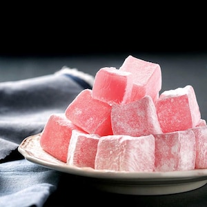 Rose Turkish Delight – Classic Lokum – 500g / 17.6 oz – Traditional Floral Candy – Haci Serif