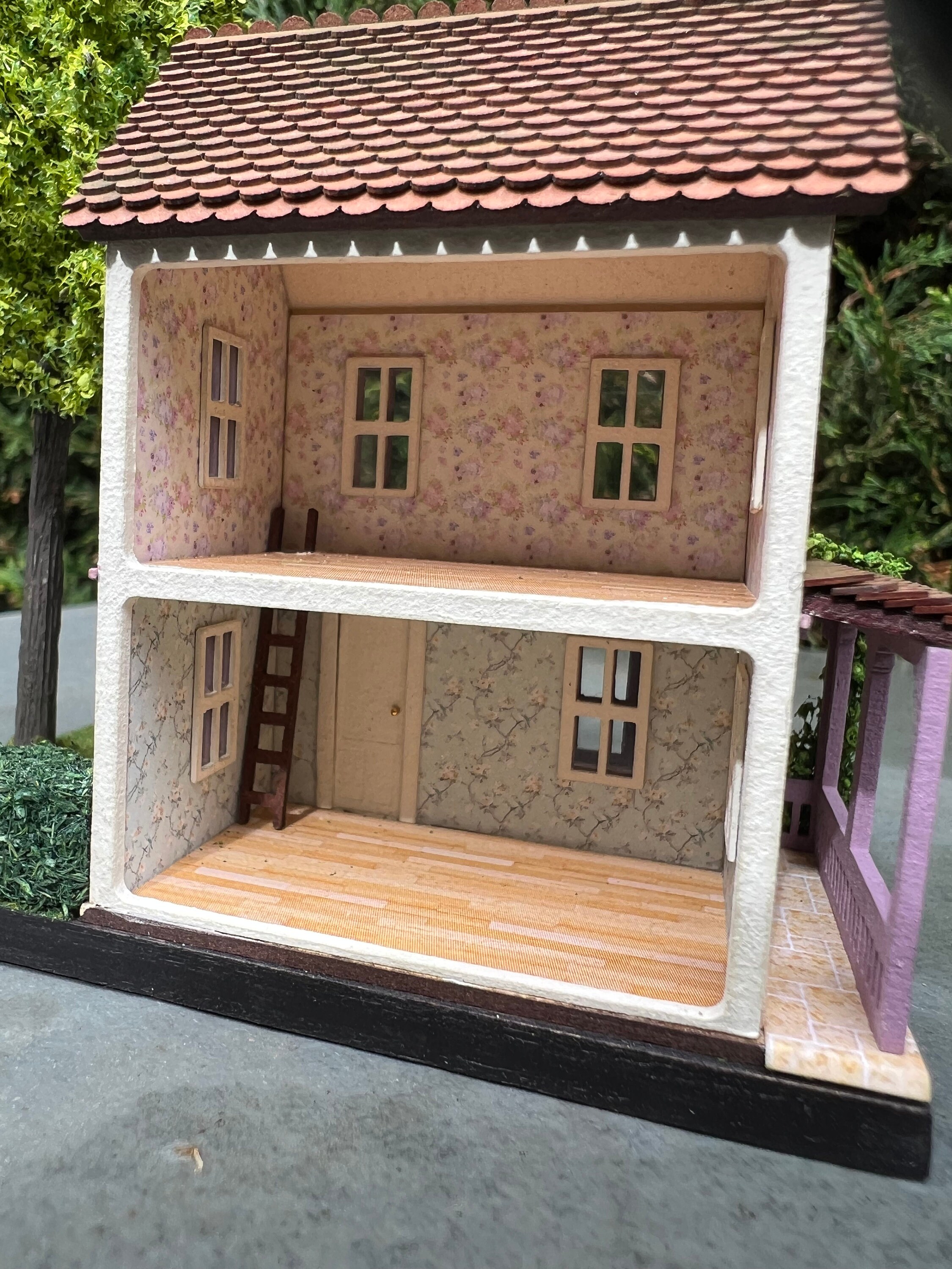 1144 Scale, Micro Scale House on a Landscaped Base, Dusky Pink