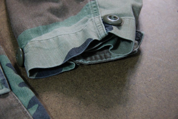 Army Fatigue Jacket / 90s Vintage Camo Coat / Mil… - image 5