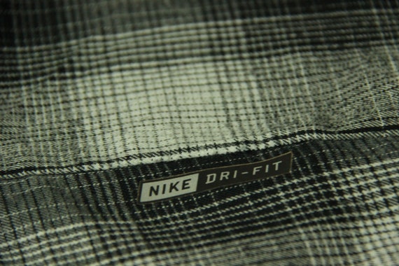 Camiseta cuadros nike sales
